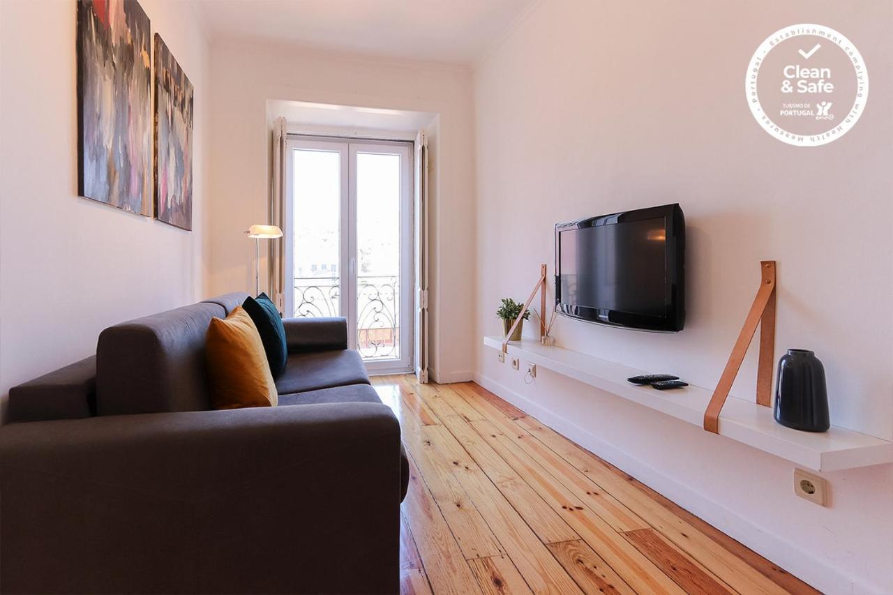 Appartamento Typical Mouraria By Homing Lisbona Esterno foto